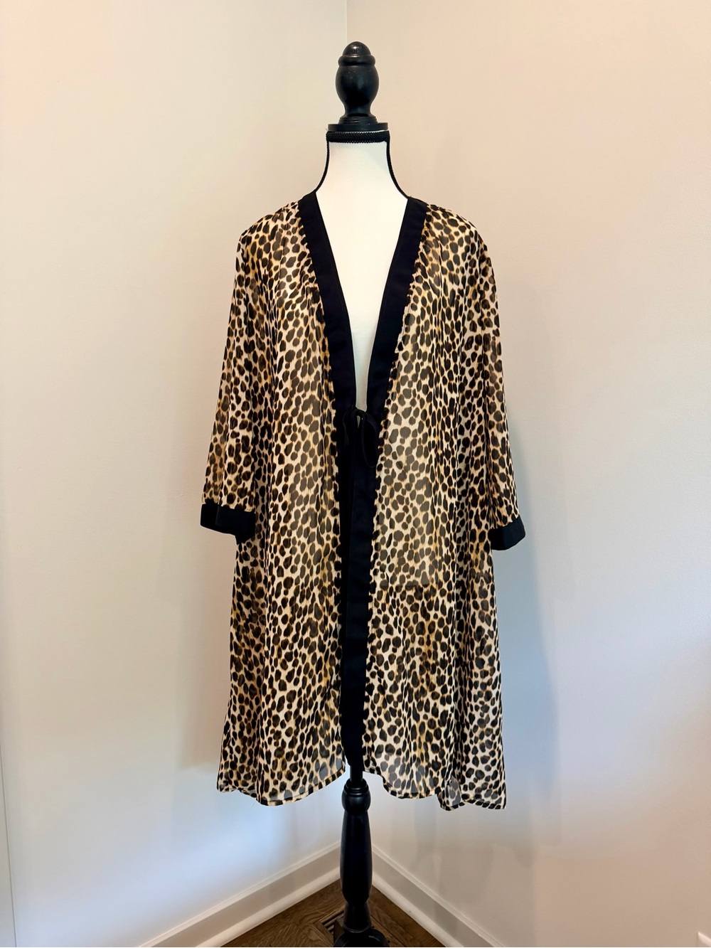 Torrid Leopard Print Kimono Cover-Up – Size 0 (L/XL)